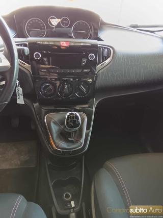 LANCIA Ypsilon usata, con Specchietti laterali elettrici