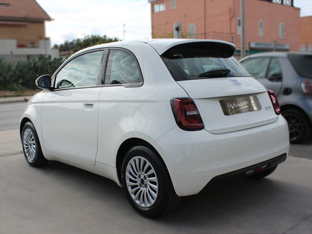 FIAT 500e usata, con Boardcomputer