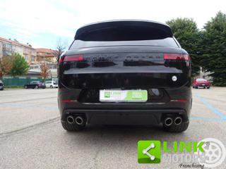 LAND ROVER Range Rover Sport usata, con Sensori di parcheggio posteriori