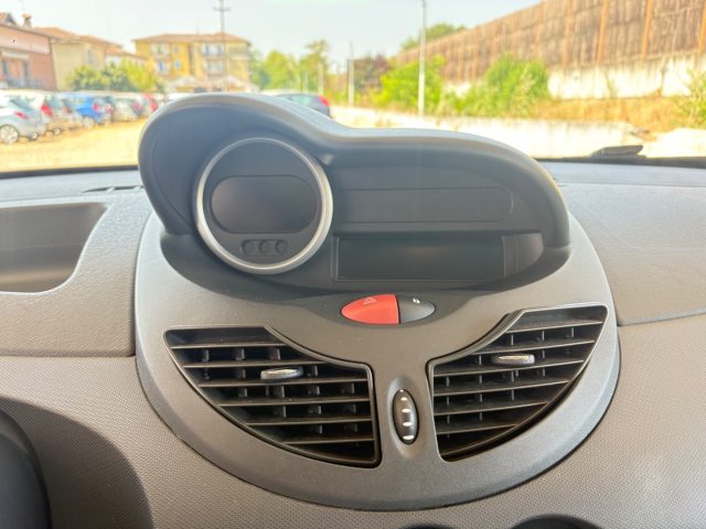 RENAULT Twingo usata, con USB