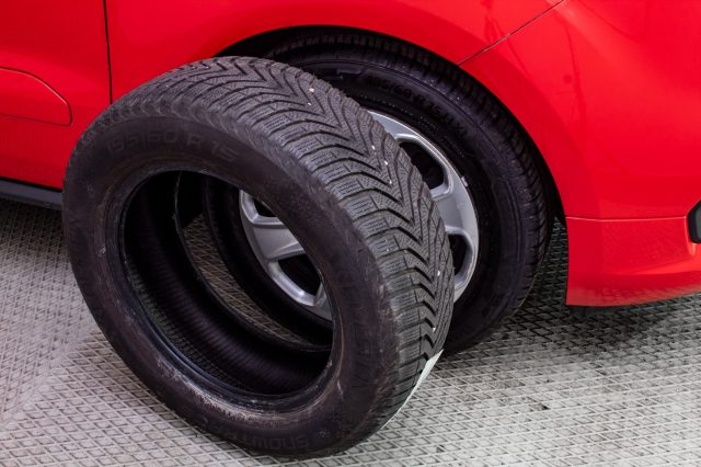 FORD Tourneo Courier usata, con Controllo trazione