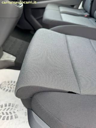 VOLKSWAGEN Crafter usata, con Touch screen
