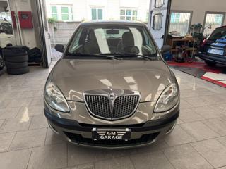 LANCIA Ypsilon usata, con Airbag