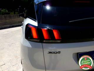 PEUGEOT 3008 usata, con Luci diurne