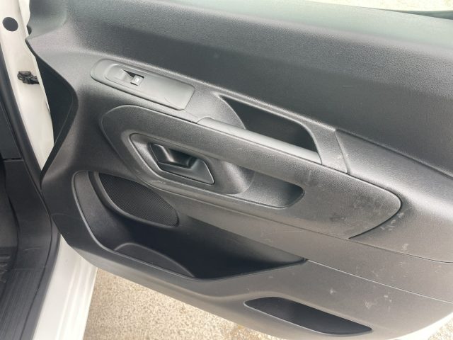 PEUGEOT Partner usata, con Porta scorrevole