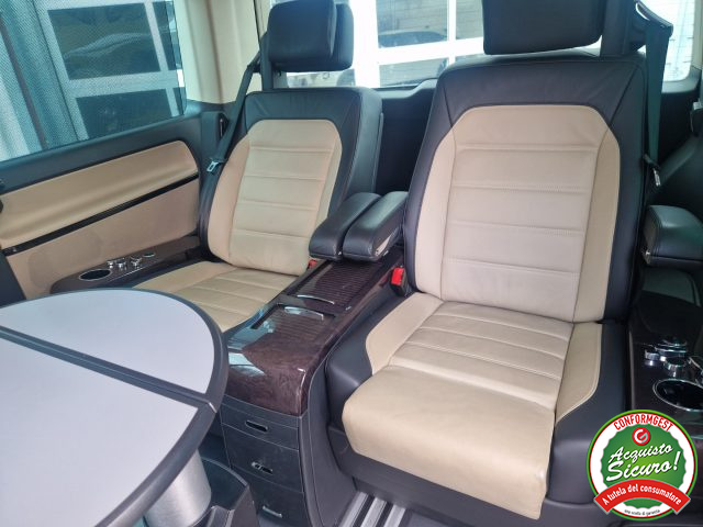 VOLKSWAGEN Caravelle usata, con Fendinebbia