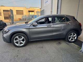 MERCEDES-BENZ GLA 200 usata, con Alzacristalli elettrici