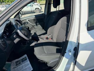 DACIA Duster usata 14
