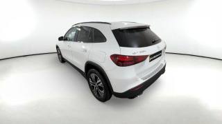 MERCEDES-BENZ GLA 200 usata, con Sedile posteriore sdoppiato