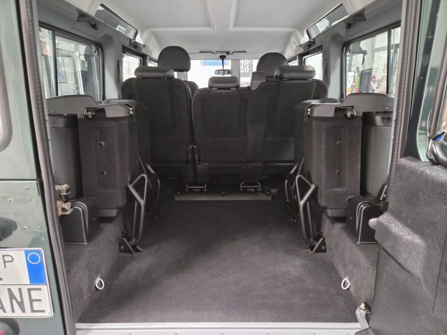 LAND ROVER Defender usata, con Sedili riscaldati