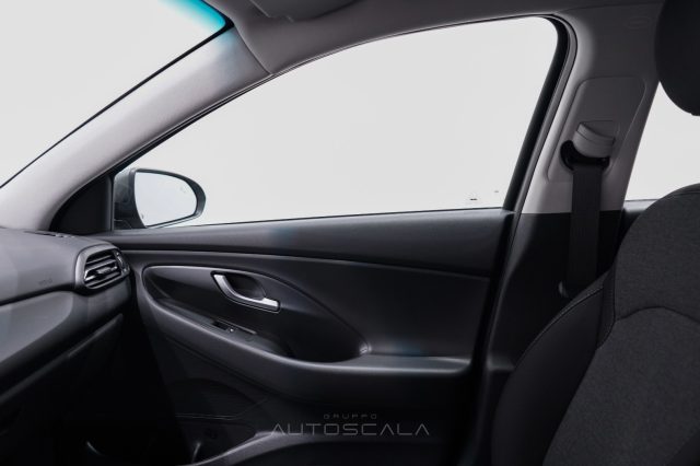 HYUNDAI i30 usata, con Telecamera per parcheggio assistito
