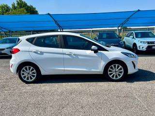 FORD Fiesta usata, con Autoradio