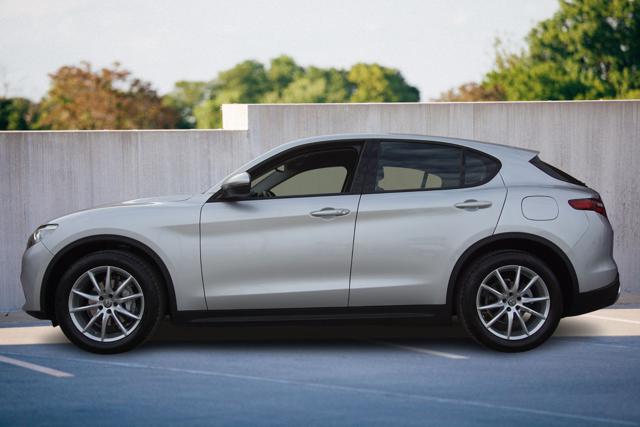 ALFA ROMEO Stelvio usata, con Autoradio