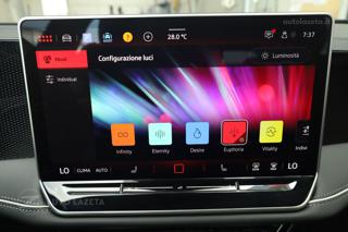 VOLKSWAGEN Passat usata, con Sistema di navigazione
