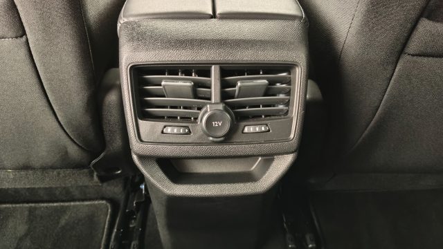 PEUGEOT 3008 usata, con Isofix