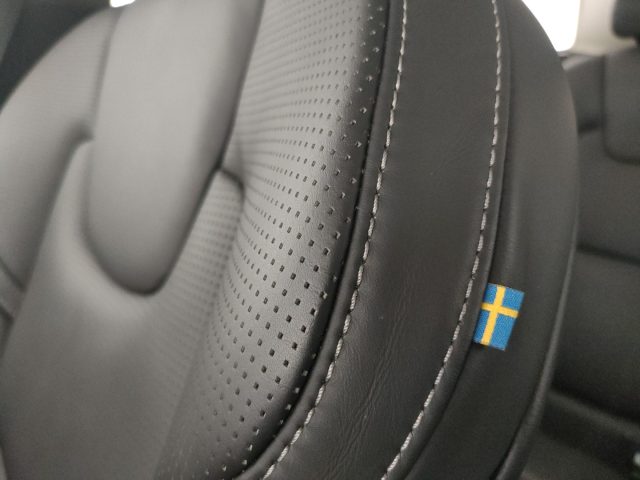 VOLVO XC60 usata, con Tettuccio apribile