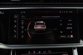 AUDI Q8 usata, con Sistema di riconoscimento della stanchezza