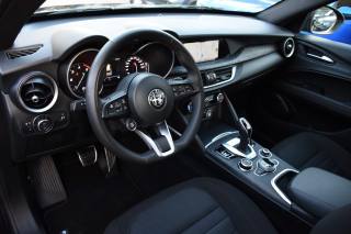 ALFA ROMEO Stelvio usata, con Alzacristalli elettrici
