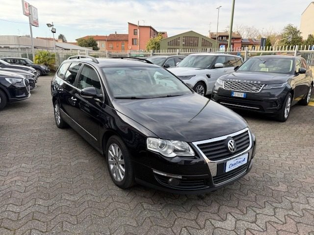 VOLKSWAGEN Passat usata, con Airbag laterali