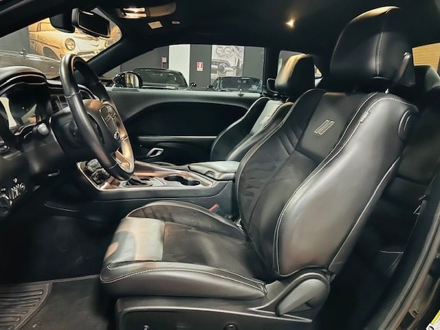 DODGE Challenger usata 9