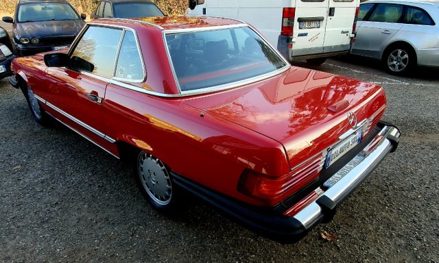 MERCEDES-BENZ SL 560 usata 3