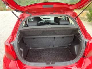 TOYOTA Yaris usata, con Airbag testa