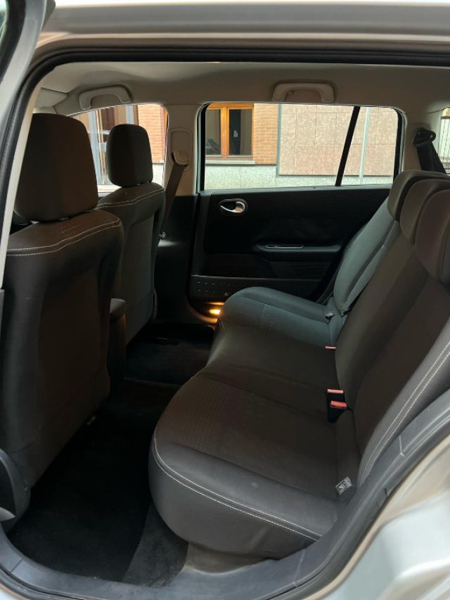 RENAULT Megane usata, con Servosterzo