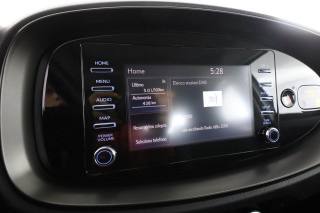 TOYOTA Aygo X usata 12