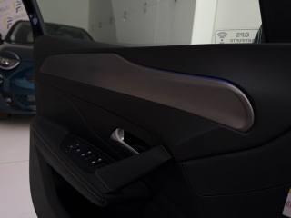 PEUGEOT 308 usata, con Isofix