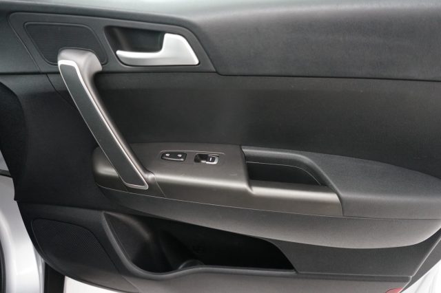 KIA Sportage usata, con Hill holder