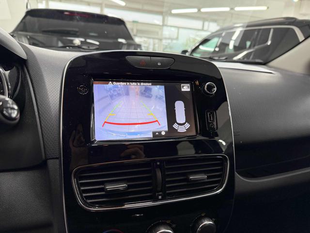 RENAULT Clio usata, con Specchietti laterali elettrici
