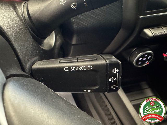 RENAULT Clio usata, con Autoradio digitale