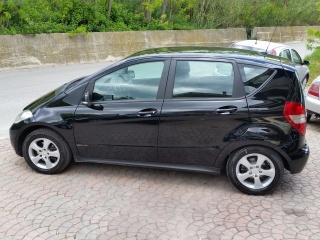 MERCEDES-BENZ A 180 usata, con Boardcomputer