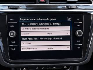 VOLKSWAGEN Tiguan usata, con Park Distance Control
