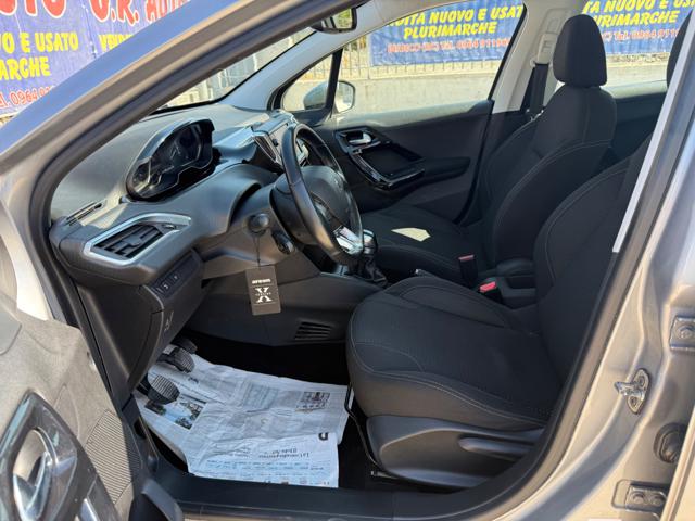 PEUGEOT 208 usata, con Fendinebbia