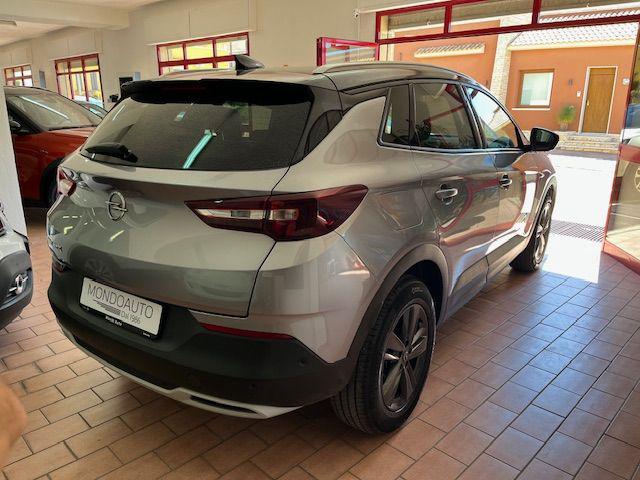OPEL Grandland X usata, con Alzacristalli elettrici