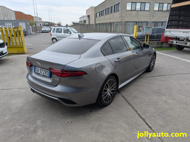 JAGUAR XE usata, con Alzacristalli elettrici