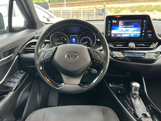 TOYOTA C-HR usata, con Climatizzatore