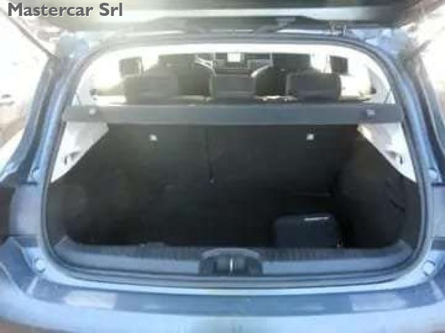 RENAULT Clio usata, con Autoradio