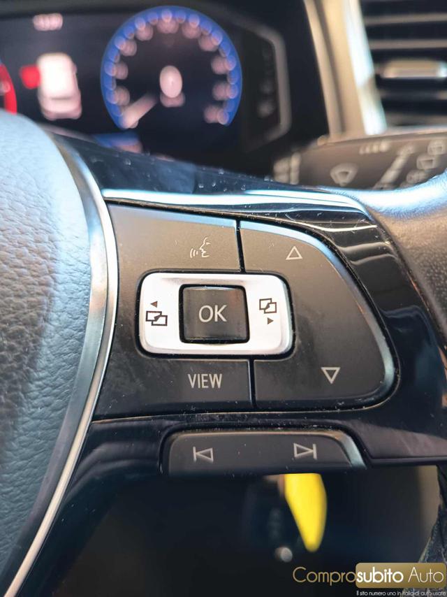 VOLKSWAGEN T-Roc usata 29