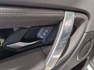 LAND ROVER Discovery Sport usata, con Fari LED