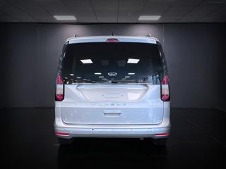 FORD Tourneo Connect usata, con Autoradio