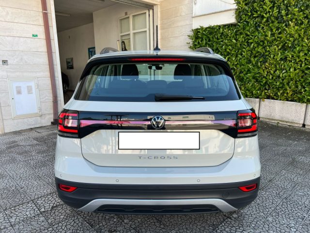 VOLKSWAGEN T-Cross usata 9