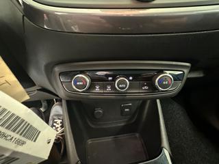 OPEL Crossland X usata 23