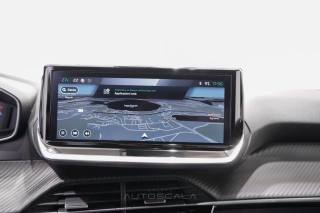 PEUGEOT 2008 usata, con Touch screen