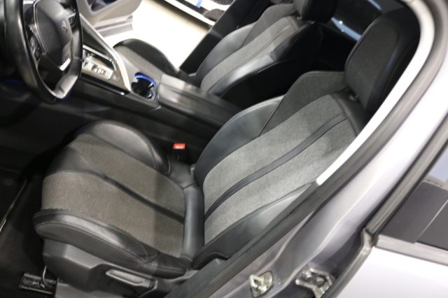 PEUGEOT 5008 usata, con Controllo trazione