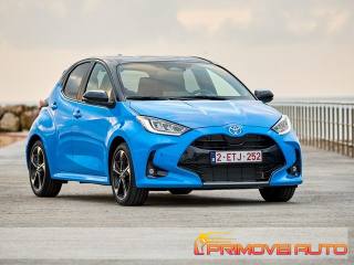 TOYOTA Yaris usata, con Servosterzo