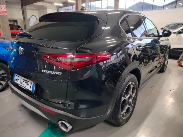 ALFA ROMEO Stelvio usata, con Controllo trazione