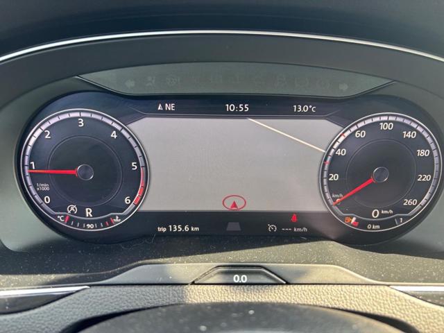 VOLKSWAGEN Passat Variant usata, con Specchietti laterali elettrici