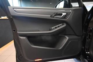 PORSCHE Macan usata 40
